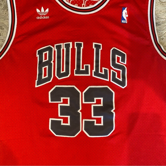 Men’s XL Bulls Scottie Pippen NBA hardwood classics adidas jersey - Picture 2 of 6